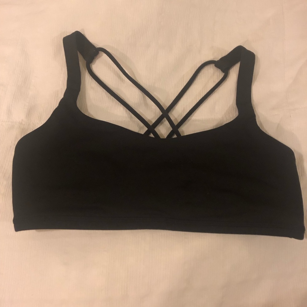 Lululemon black size 6 sports bra